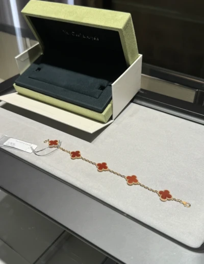 韩国免税店采购 VCA/梵克雅宝18K黄金 黑玛瑙手链 五花手链-穿范儿